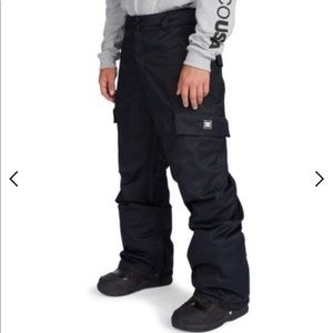 Mens XL snowboard pants - black